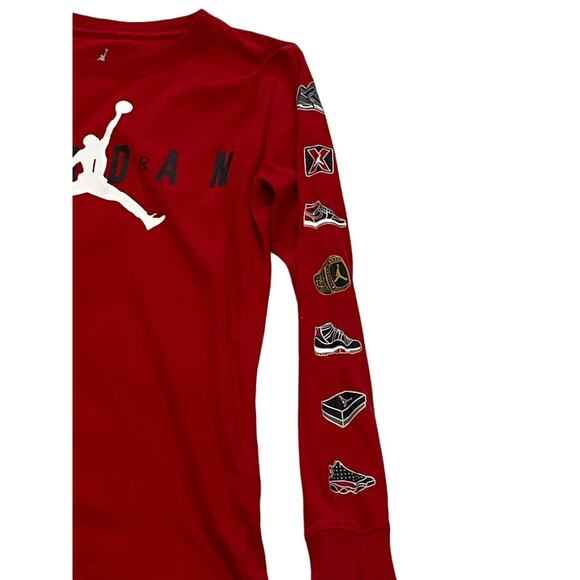10-12 Year Youth Nike Air Jordan Long Sleeve Shirt Graphic Sleeves Red - Picture 3 of 5